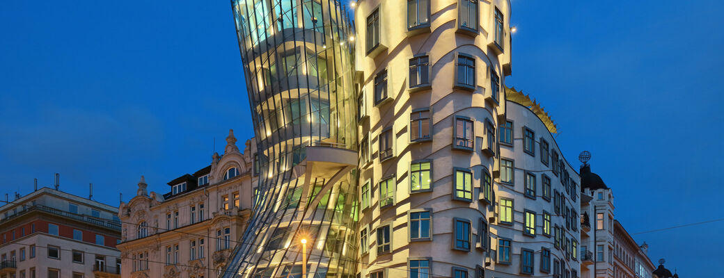 Tancujúci dom alias Ginger a Fred.