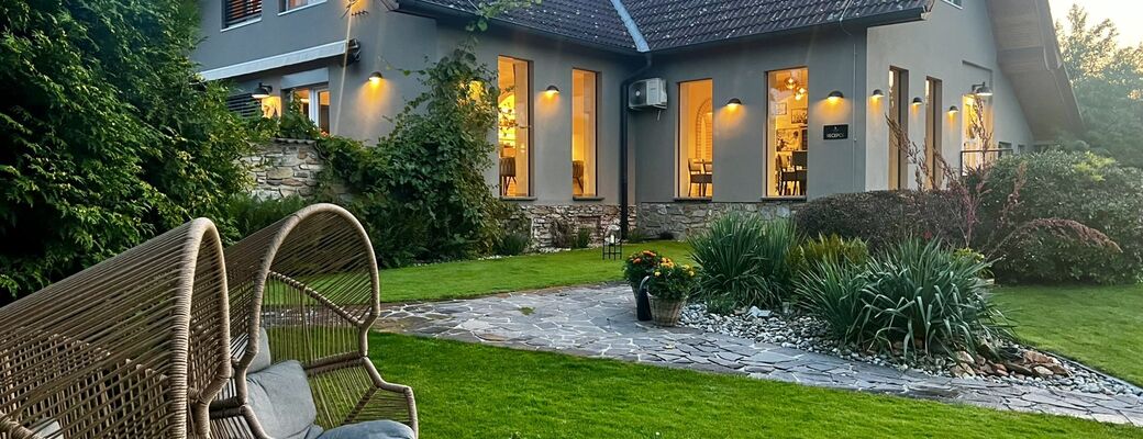 Oddýchnite si v pôvabnom hoteli U Hrádku.