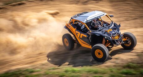 Nech ťa sprevádza prach!