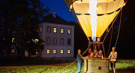 Pobyt na hrade a romantický let balónom pre dvoch