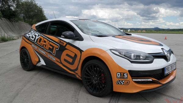 drift špeciál Renault Megane RS