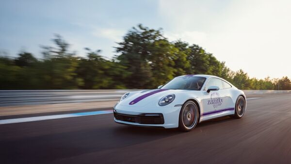 Porsche 911 Carrera 4S v designu Zážitky.sk