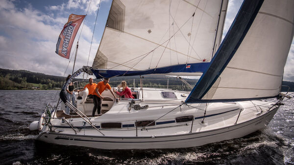 Plavíte sa s kapitánom.