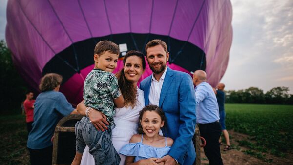 Rodinná fotografia po pristátí