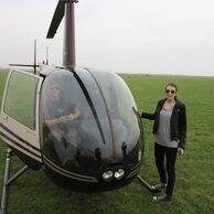 účastník zážitku (Praha, 51) na Pilotovi vrtuľníka na skúšku