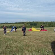 Petra Jirků (Velké Březno, 37) na tandemovom zoskoku padákom