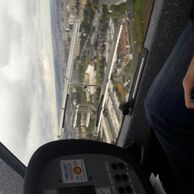 účastník zážitku (Praha) na Pilotovi malého lietadla na skúšku