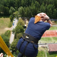 účastník zážitku (Strašice, 30) na Bungee jumpingu zo žeriava