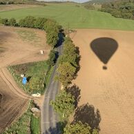 Iva,hraběnka De Karlík (Kladno, 50) na lete balónom