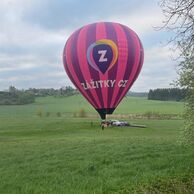 Pavel Knap (Štěchovice - Třebenice, 62) na lete balónom
