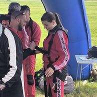 Veronika Vegricht (Karviná, 28) na tandemovom zoskoku padákom