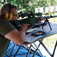 Jiří Papáček (Horní Libchavy, 40) na Zážitková streľba: Megabalík - 26 zbraní