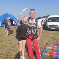 Jindřich Thon (Uničov, 47) na tandemovom zoskoku padákom