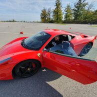 Václav Šítek (Lanškroun, 40) na Jazde vo Ferrari na Morave