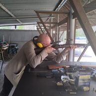 Jiří Markl (Havířov, 65) na Zážitková streľba: Megabalík - 26 zbraní