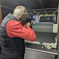 účastník zážitku (Hradec Králové, 62) na Zážitková streľba na krytej streľnici: špeciálne jednotky a ostreľovač - 7 zbraní
