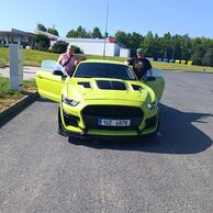 účastník zážitku (Oselce, Nová Ves, 32) na Jazde v Chevrolet Camaro (Bumblebee)