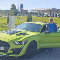 účastník zážitku (Oselce, Nová Ves, 32) na Jazde v Chevrolet Camaro (Bumblebee)