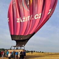 účastník zážitku (Kolín, 50) na lete balónom