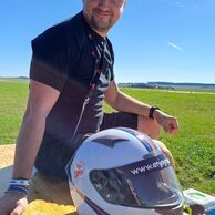 účastník zážitku (Přerov, 44) na Jazde vo formule na okruhu